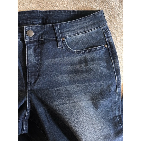 Crown & Ivy Skinny Jeans with Velvet Lace-up Bow NWOT - Picture 3 of 8